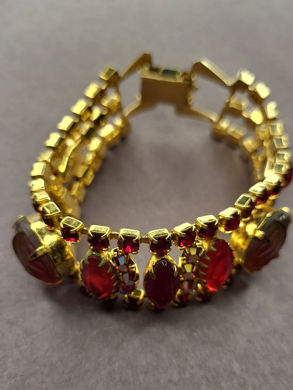 Vintage Red Rhinestone Bracelet - Picture 4 of 4